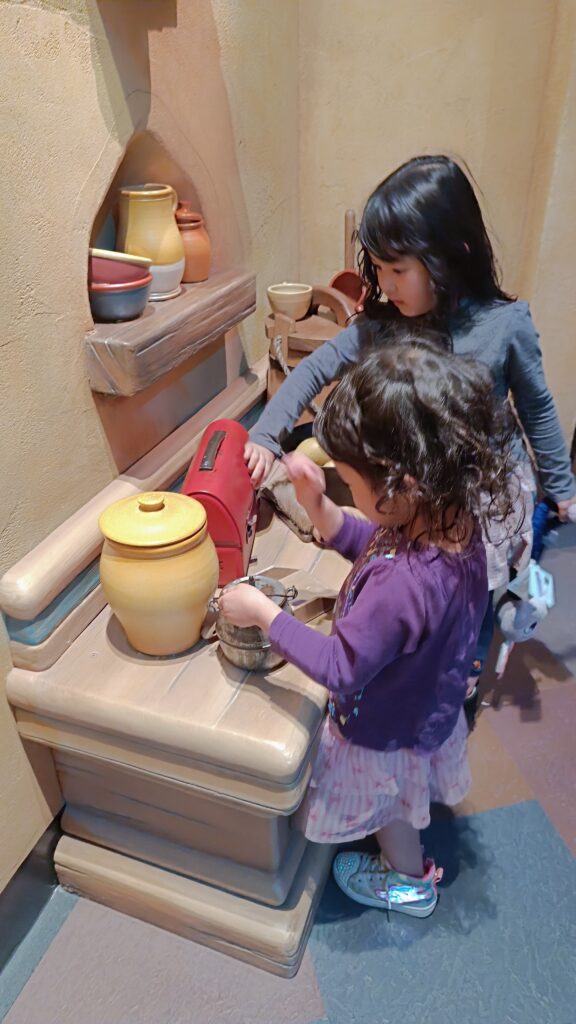 上海ディズニー城の中
